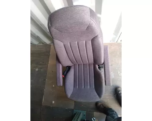 PETERBILT 579 Seat, Front