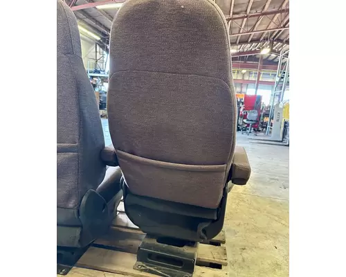 PETERBILT 579 Seat, Front
