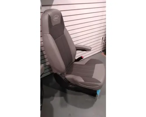 PETERBILT 579 Seat, Front