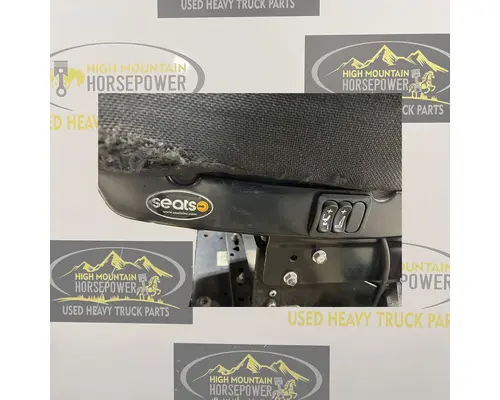 PETERBILT 579 Seat, Front