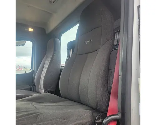 PETERBILT 579 Seat, Front