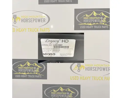 PETERBILT 579 Seat, Front