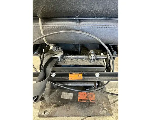 PETERBILT 579 Seat, Front