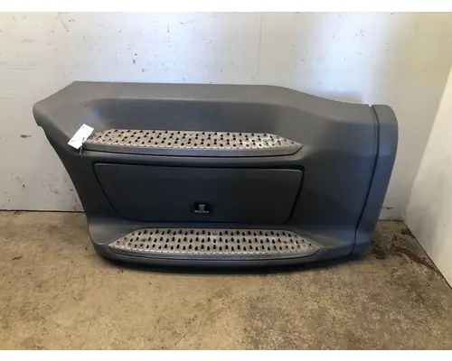 PETERBILT 579 Side Fairing