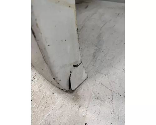 PETERBILT 579 Side Fairing