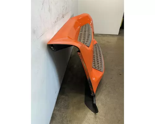 PETERBILT 579 Side Fairing