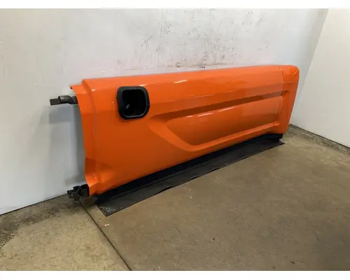 PETERBILT 579 Side Fairing