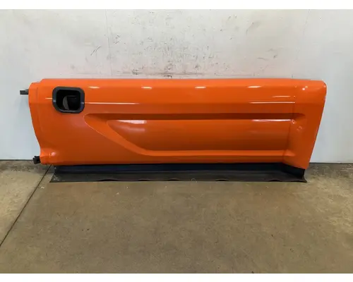 PETERBILT 579 Side Fairing