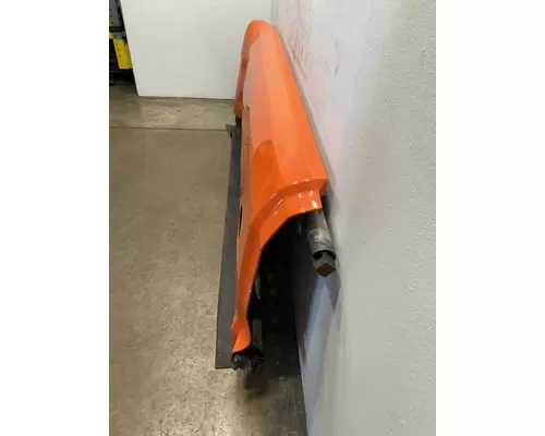 PETERBILT 579 Side Fairing