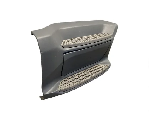 PETERBILT 579 Side Fairing