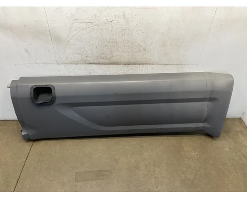 PETERBILT 579 Side Fairing