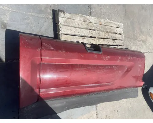 PETERBILT 579 Side Fairing