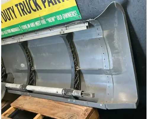 PETERBILT 579 Side Fairing