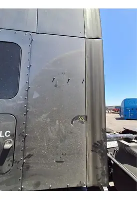 PETERBILT 579 Side Fairing