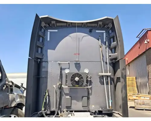 PETERBILT 579 Side Fairing