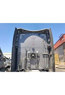 PETERBILT 579 Side Fairing