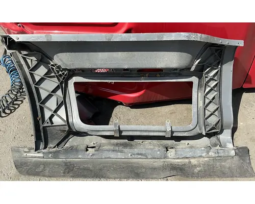 PETERBILT 579 Side Fairing