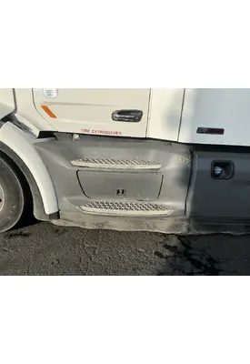 PETERBILT 579 Side Fairing