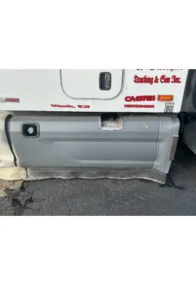 PETERBILT 579 Side Fairing