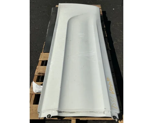 PETERBILT 579 Side Fairing