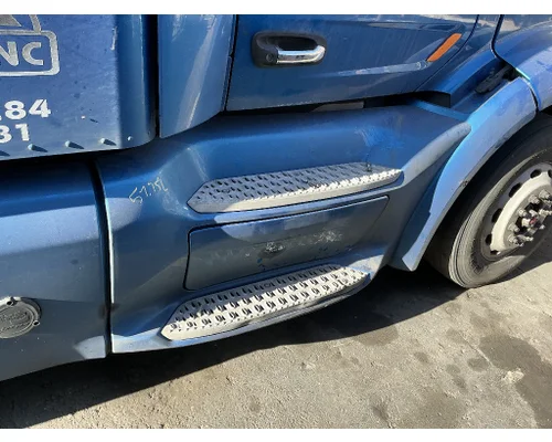 PETERBILT 579 Side Fairing
