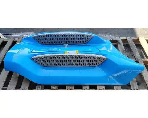 PETERBILT 579 Side Fairing