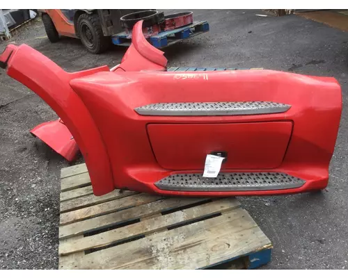 PETERBILT 579 Skirt