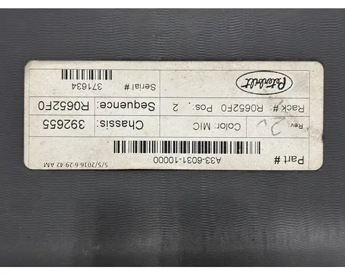 PETERBILT 579 Skirt