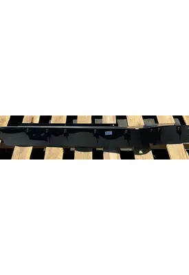 PETERBILT 579 Skirt