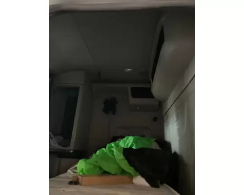 PETERBILT 579 Sleeper