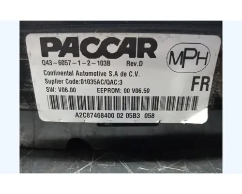 PETERBILT 579 Speedometer Head Cluster