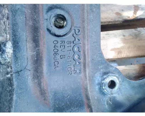 PETERBILT 579 Spring Hanger