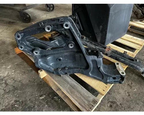 PETERBILT 579 Spring Hanger
