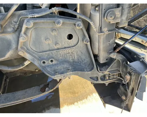 PETERBILT 579 Spring Hanger