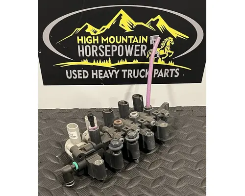 PETERBILT 579 Starter Solenoid