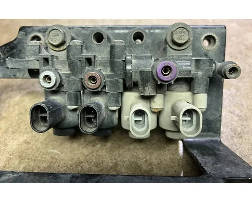 PETERBILT 579 Starter Solenoid