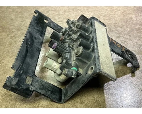 PETERBILT 579 Starter Solenoid