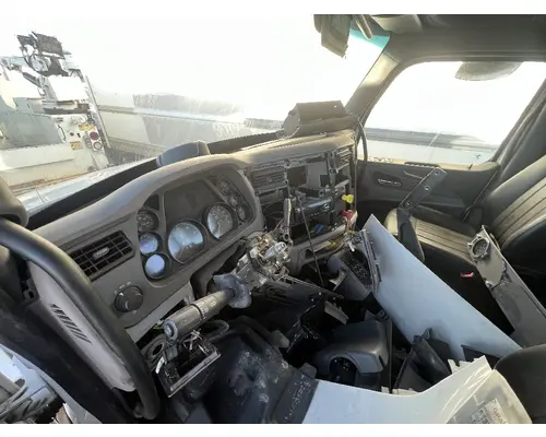 PETERBILT 579 Steering Column