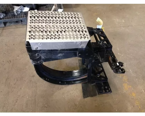 PETERBILT 579 Step