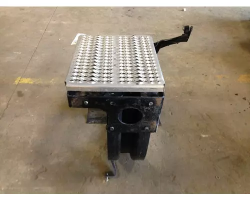PETERBILT 579 Step