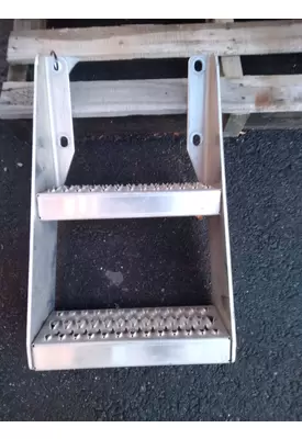 PETERBILT 579 Step