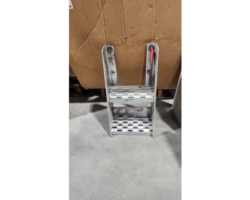PETERBILT 579 Step