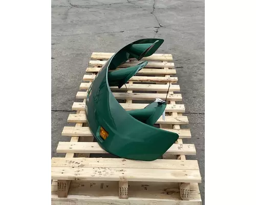 PETERBILT 579 Sun Visor (External)