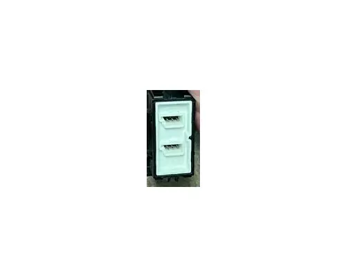 PETERBILT 579 Switch, misc 