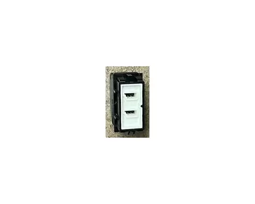 PETERBILT 579 Switch, misc 