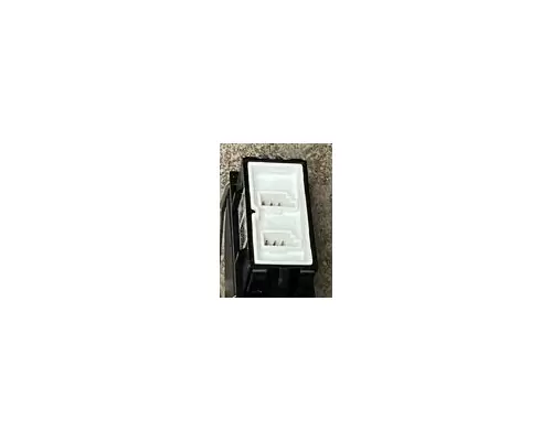 PETERBILT 579 Switch, misc 
