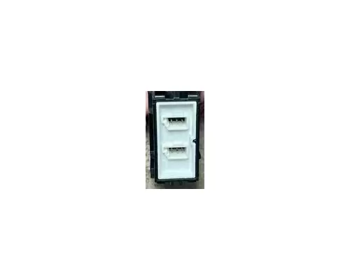 PETERBILT 579 Switch, misc 