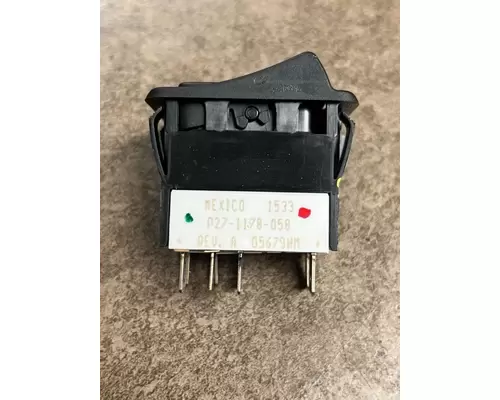 PETERBILT 579 Switch, misc 