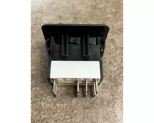 PETERBILT 579 Switch, misc 
