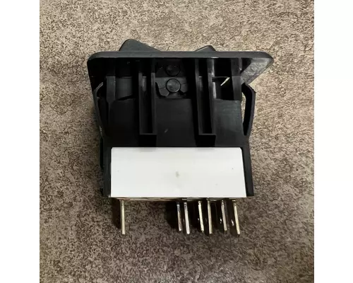 PETERBILT 579 Switch, misc 